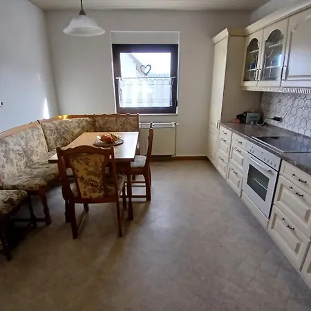 Mit Charme Am Rennsteig - Mit Sauna&holzofen Barchfeld