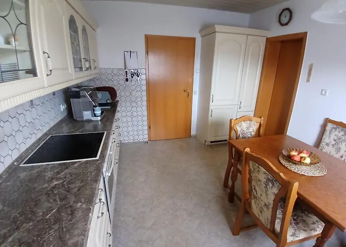 Mit Charme Am Rennsteig - Mit 2 Saunen&holzofen בית נופש